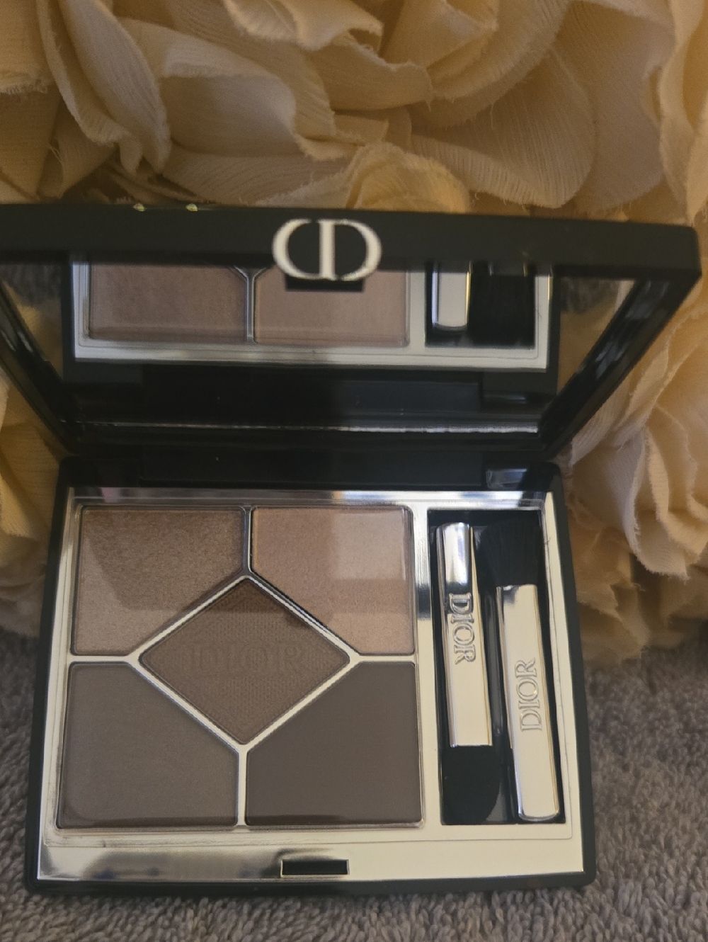 Brand New No Box Dior Eyeshadow Palette — Warm Brown & Taupe 665 Soft Cashmere
